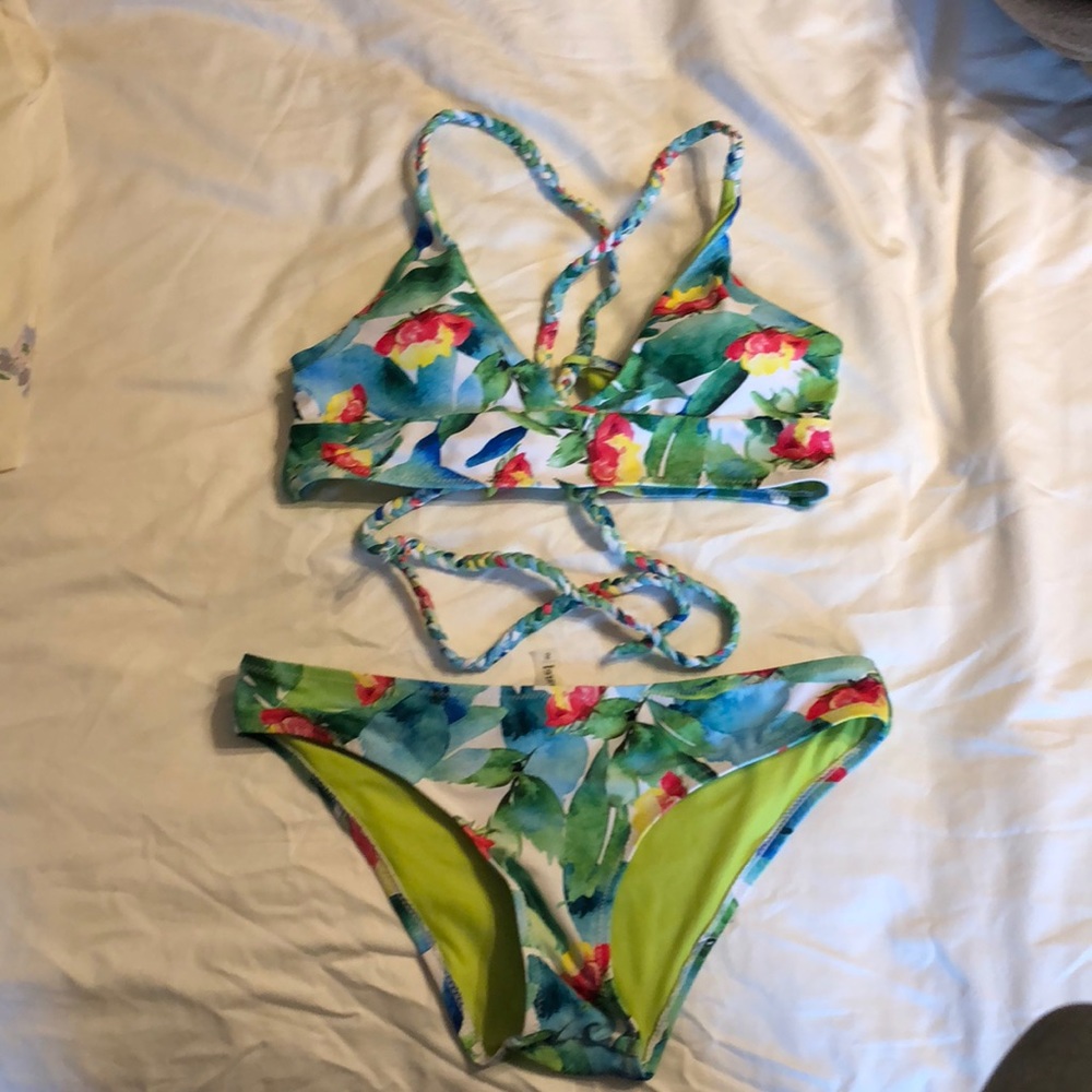Cupshe swimsuit size small
